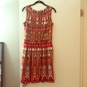 Gabby Skye Patterned Dress Size 6